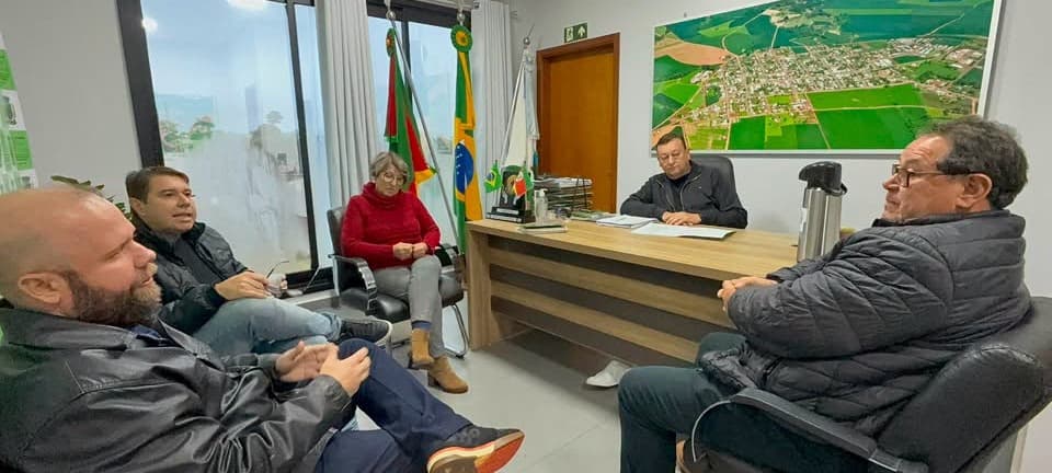 Prefeitura de Sede Nova assina contrato para execução de obra no Aimoré