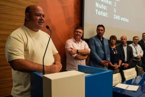 Ique Vedovato é eleito presidente da Famurs para a Gestão 2026/2027