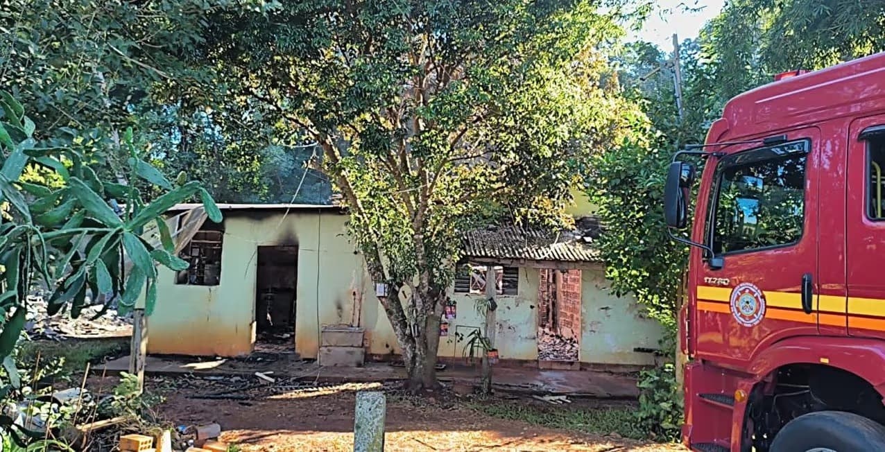 Pai é indiciado após morte de menina em incêndio em Chiapetta