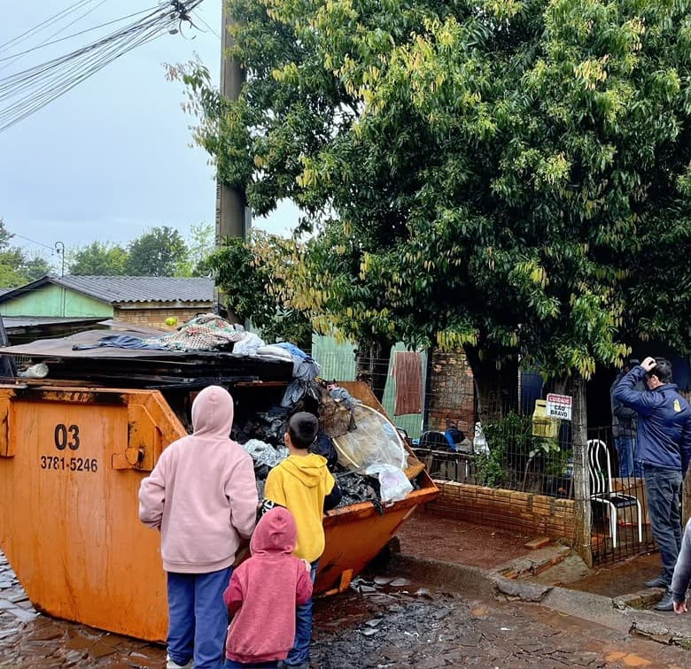 Familiares e amigos de Jardelino Eleodoro lança rifa beneficente após incêndio destruir residência
