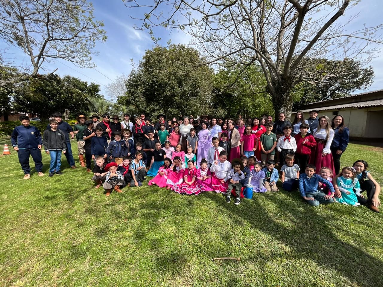 Escola Antônio João Celebra a Semana Farroupilha com Atividades Típicas em Pedro Paiva