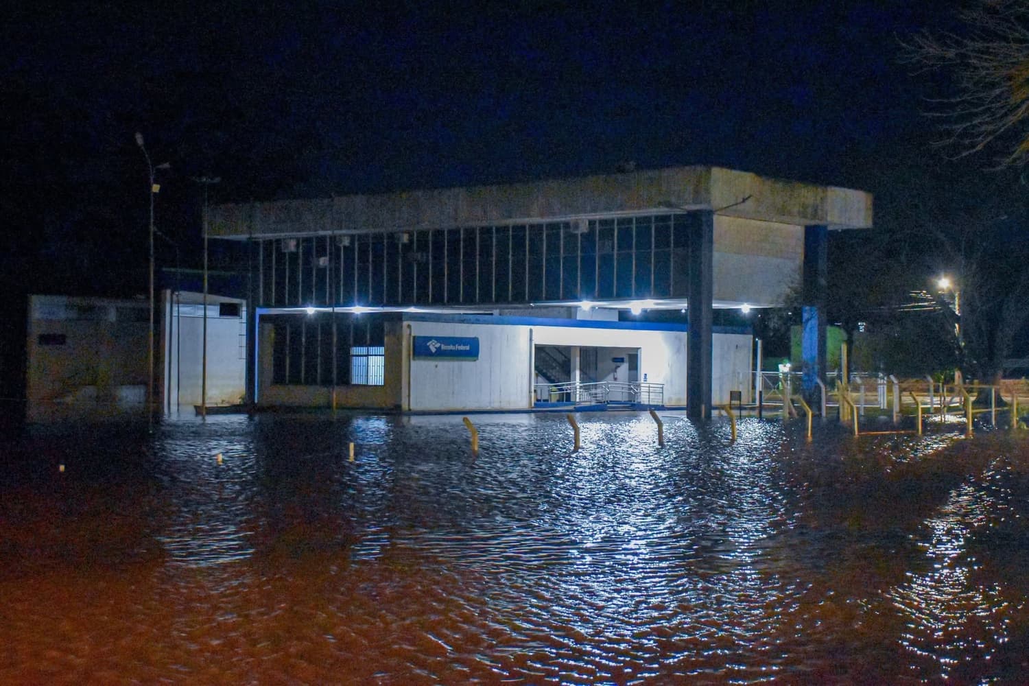 Rio Uruguai atinge 9,06 metros em Itaqui e Defesa Civil monitora cheia nesta terça-feira