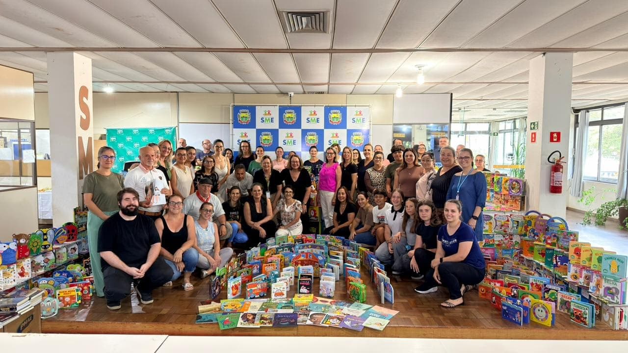 Santo Augusto adquire mais de 3 mil livros para escolas municipais com investimento de R$ 125 mil