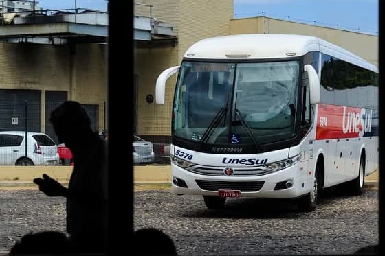 Unesul encerra serviços de viagens de ônibus e repassa linhas para outras duas empresas gaúchas