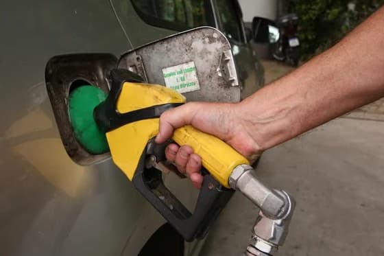 Governo federal prorroga por mais 30 dias a subvenção ao diesel