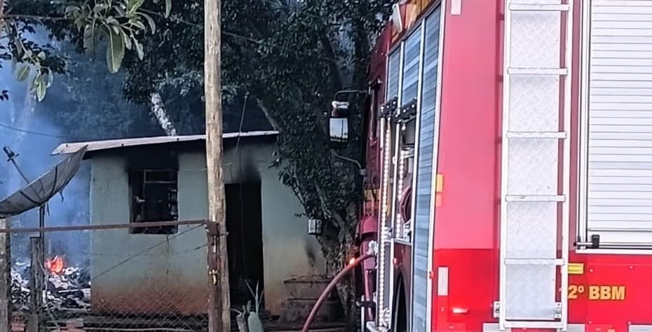 Polícia aguarda laudos periciais para concluir investigação sobre morte de menina após incêndio em Chiapetta
