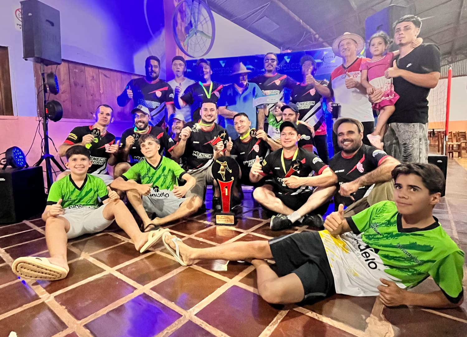 Aesa/Jonas Gás conquista o título da 4ª Copa Querência/Sicoob de bocha, Pelé Peças/Paulo Serralheiro leva a Taça Blattcon