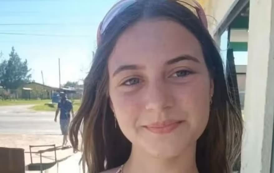 Adolescente de 14 anos é morta a facadas e principal suspeito é ex-padrasto
