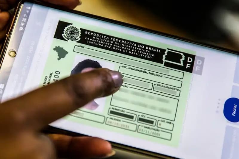 Lula sanciona lei que permite renovação automática da CNH de bons condutores
