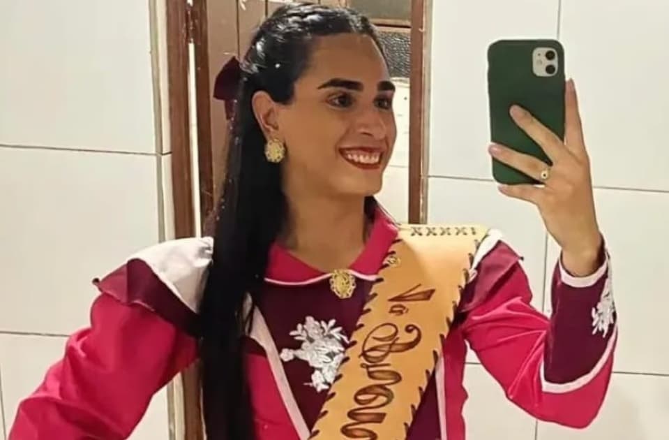 Bruno Pradella Machado fica com a faixa de 2ª Prenda pela 2ª Regiao Tradicionalista
