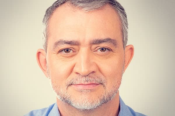 Pré-candidato ao Governo do RS, Edegar Pretto, é alvo de críticas em Miraguaí após declaração sobre falta de água em escolas