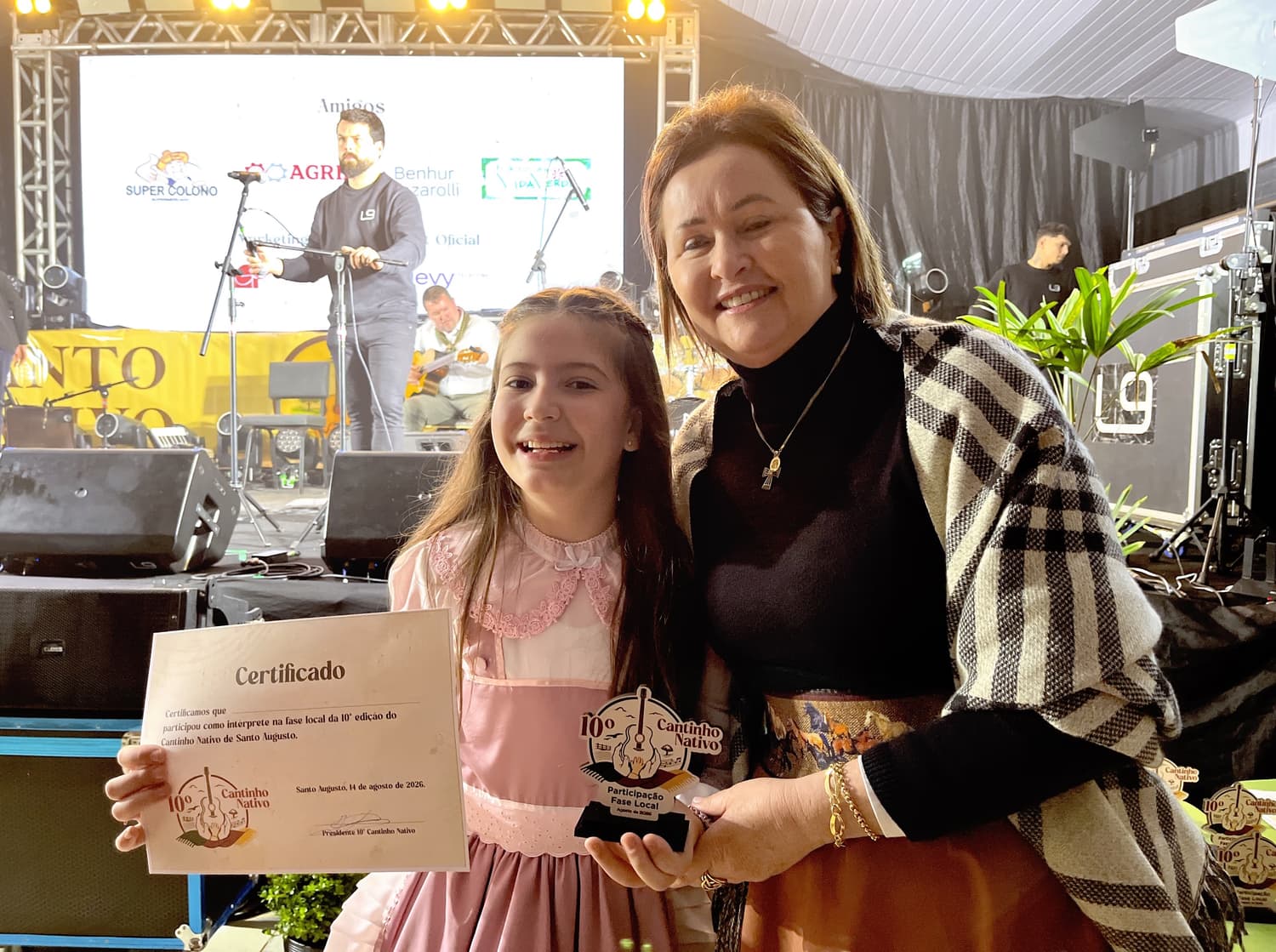 Betina Kiara Lucca se classifica para a 12ª Searinha da Canção Gaúcha de Carazinho