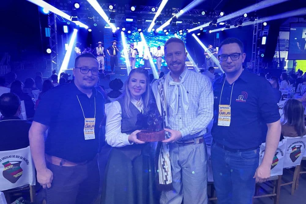 Rádio Querência leva emoção do 38º Carijo ao público e premia música escolhida pelos ouvintes