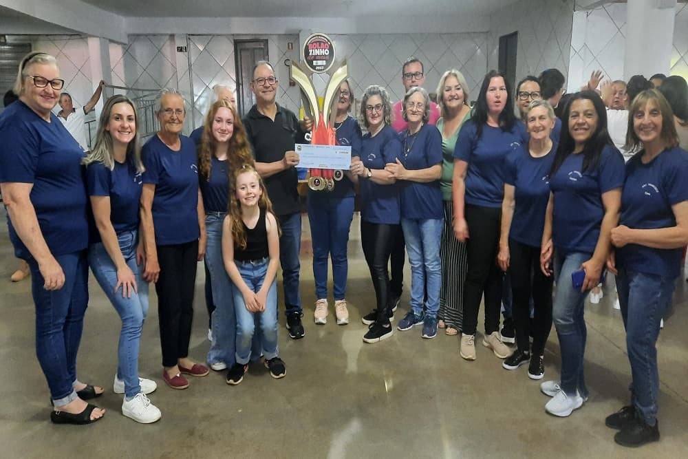 São Francisco A é campeã do Bolãozinho de Mesa 2023