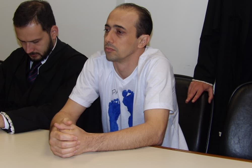 Justiça analisa pedido de nulidade de julgamento que condenou pai de Bernardo