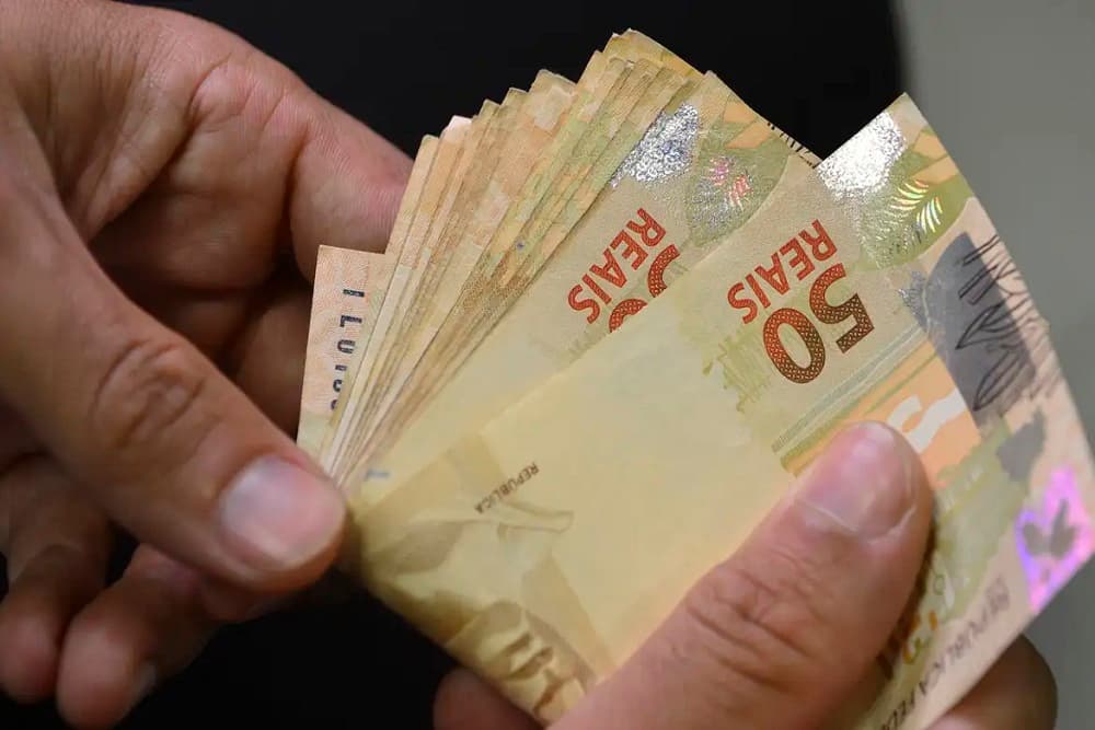 Pagamento do abono salarial 2024 inicia na quinta-feira; veja quem tem direito