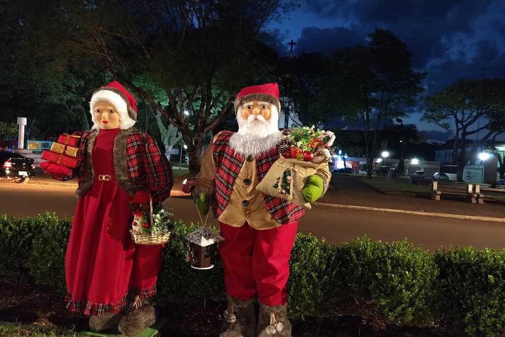Comércio inicia hoje horário especial de Natal
