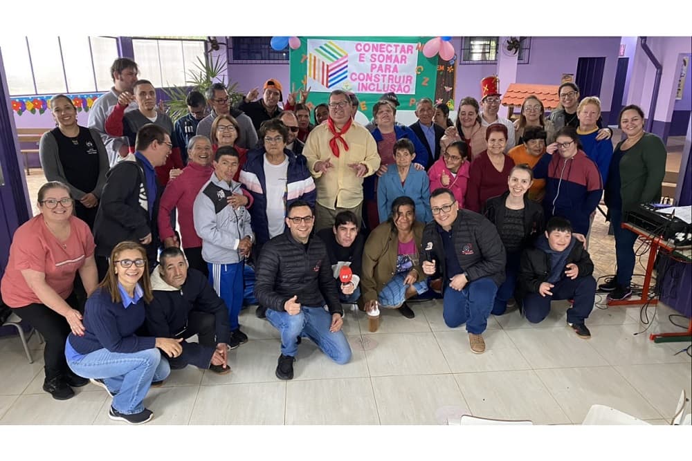 Rádio Querência visita a APAE