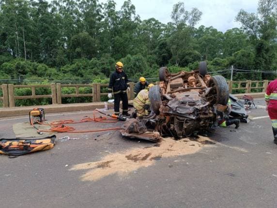 Veículo emplacado em Inhacorá se envolve em acidente com morte