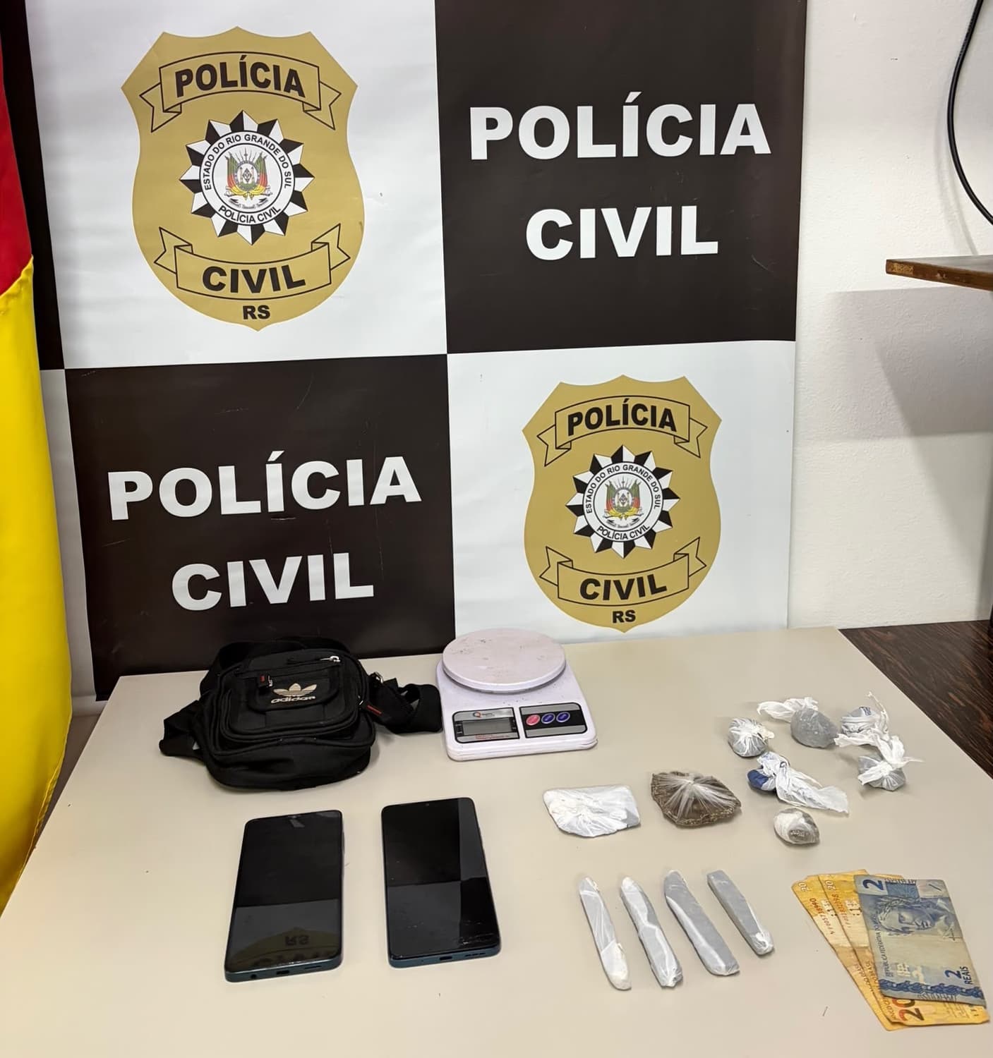 Ação conjunta em Santo Augusto e Chiapetta resulta em prisão por tráfico de drogas
