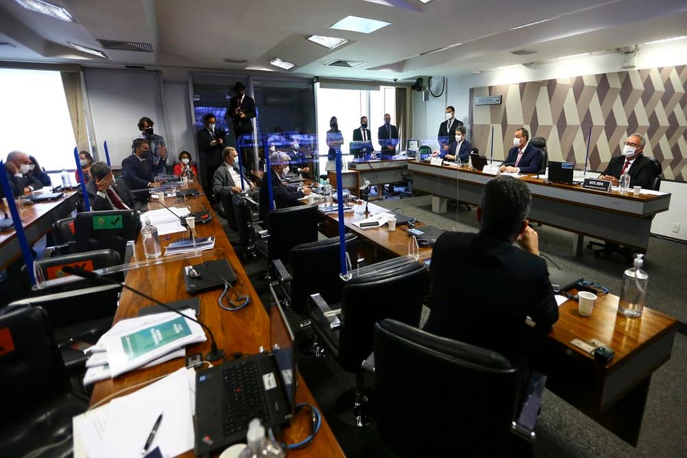 CPI da Pandemia aprova relatório final e pede 80 indiciamentos