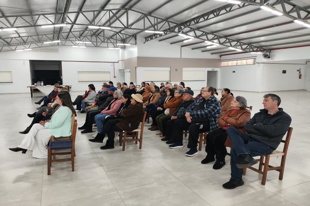 Projeto Entusiasmo retornou nesta segunda-feira com momento de fé superação e música