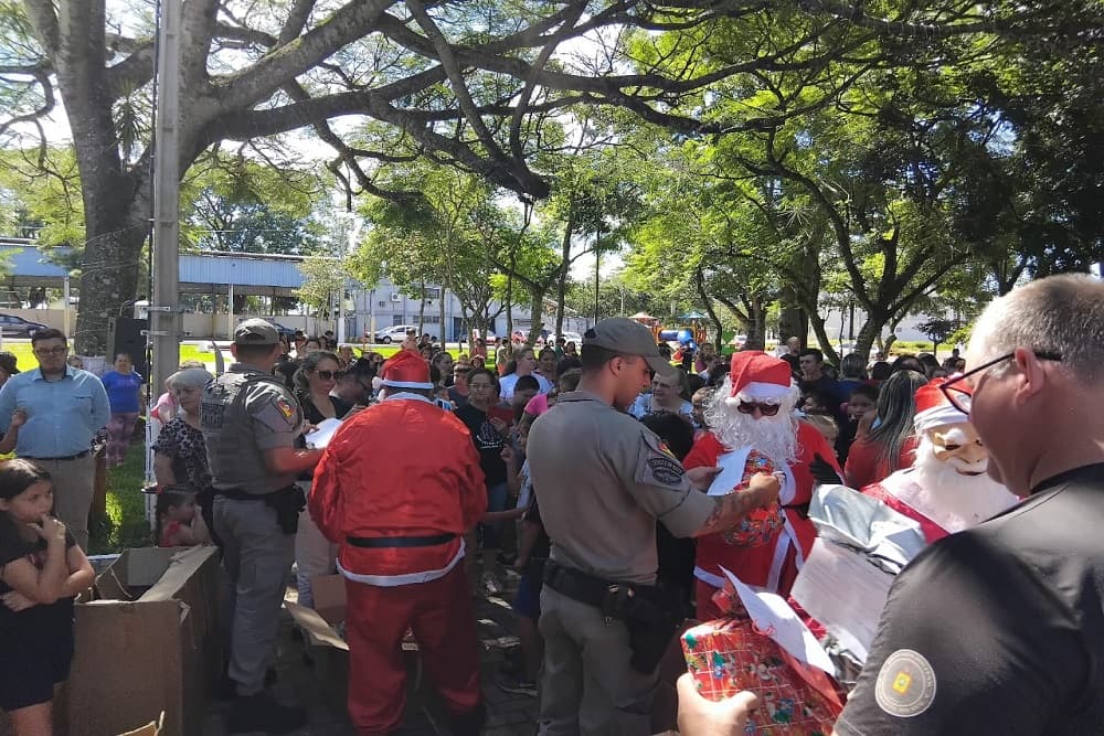Brigada Militar realiza Natal Solidário em Campo Novo