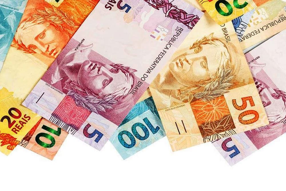 Salário mínimo pode subir mais em 2022