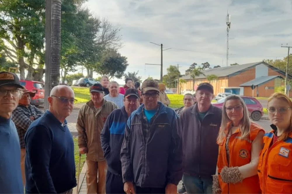 Defesa Civil de Nova Ramada entrega cestas básicas a famílias em situação de vulnerabilidade