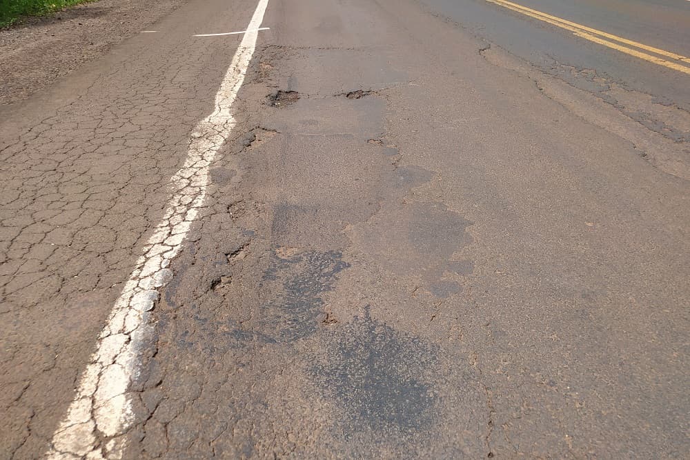 Governo anuncia conclusão da manutenção na ERS-155, mas pista segue com buracos e sem sinalização