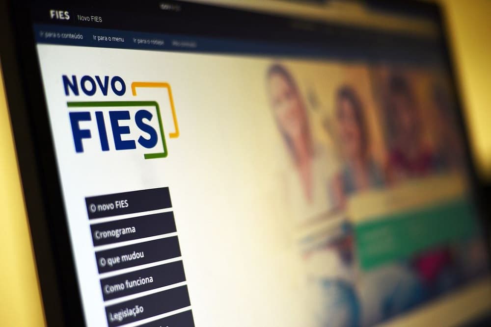 Inscrições para vagas remanescentes do Fies terminam quinta-feira