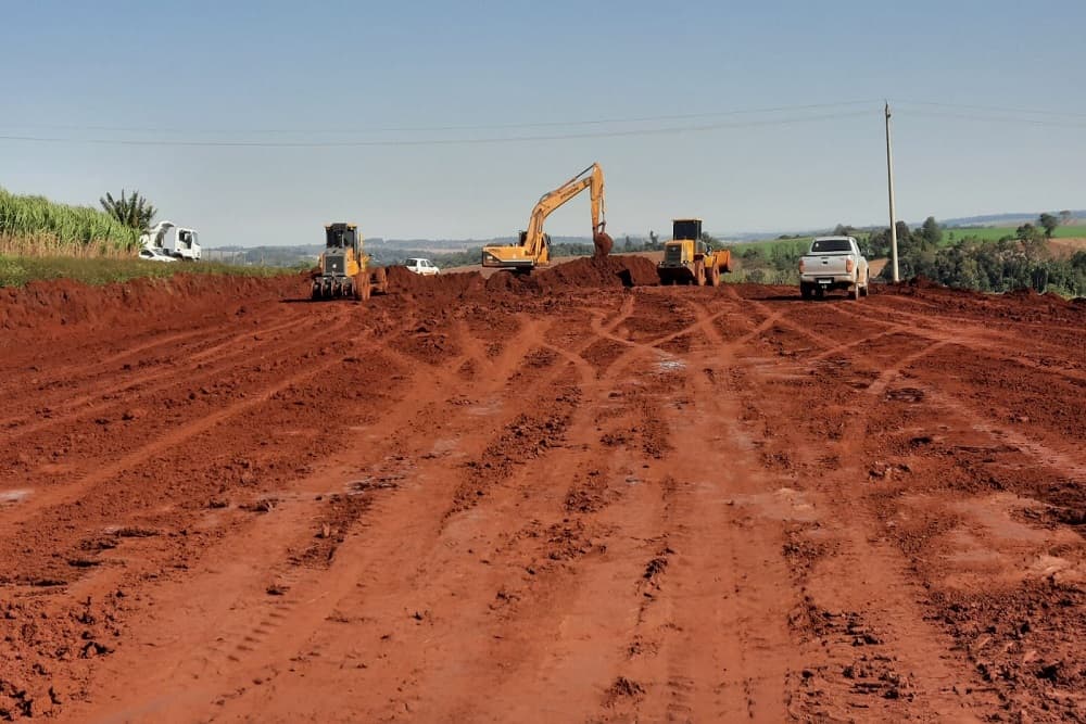Prefeitura começa terraplanagem para construção de 75 casas em Santo Augusto