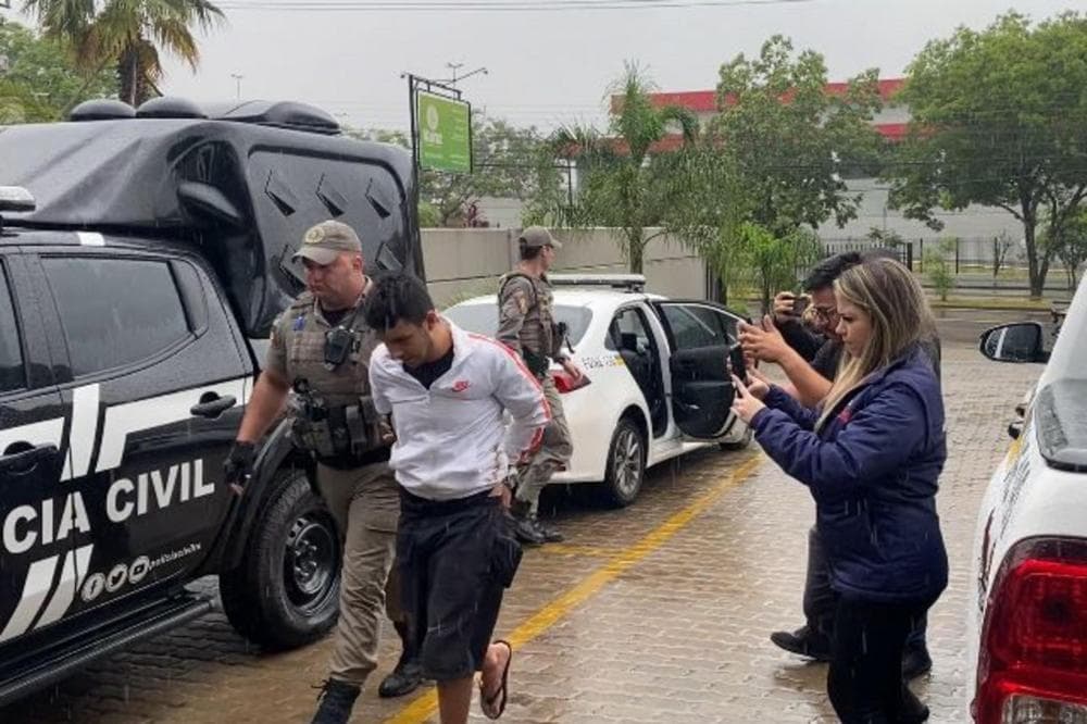 Polícia prende suspeitos de roubar transportadora em Passo Fundo