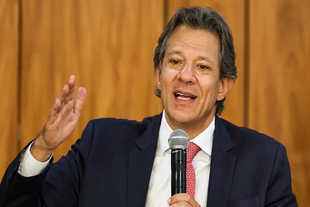 Governo anuncia isenção de IR para quem ganha até R$ 5 mil e taxação dos mais ricos