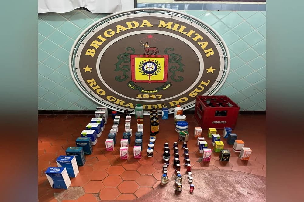 Brigada Militar apreende medicamentos veterinários em Três Passos
