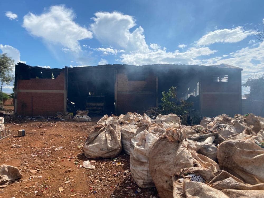 Incêndio que destruiu recicladora em Ijuí foi criminoso