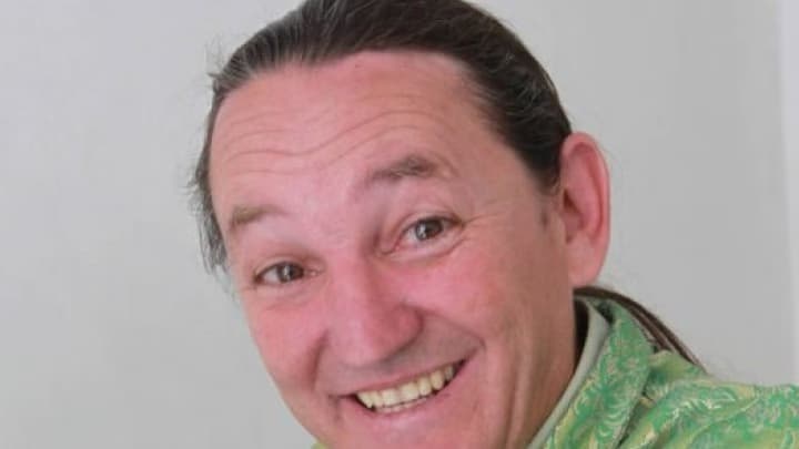 Humorista Marquito apresenta melhora e já respira sem auxílio de aparelhos