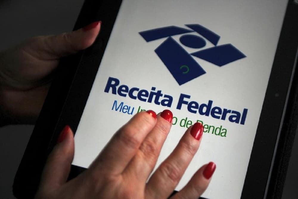 Receita paga 2º lote do IR 2023 com correção de 1% nesta sexta; veja quem recebe