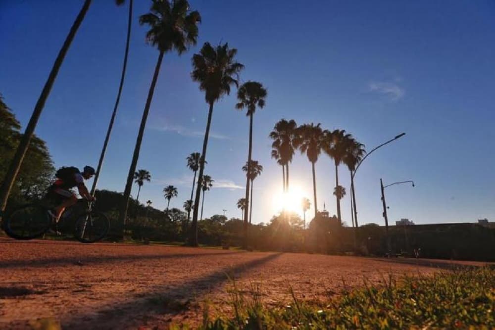 Terça-feira será de calor e sol forte no RS