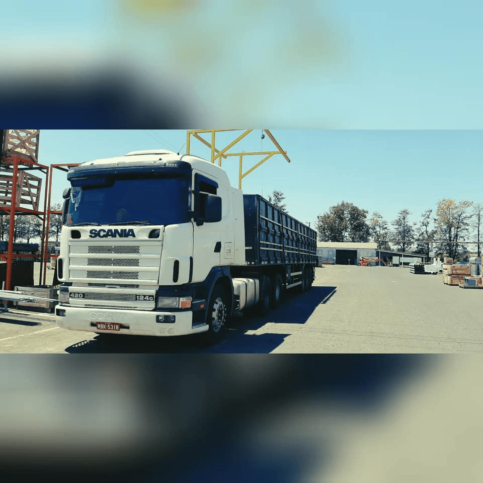 Carreta de Braga é roubada e caminhoneiro mantido refém em São Paulo