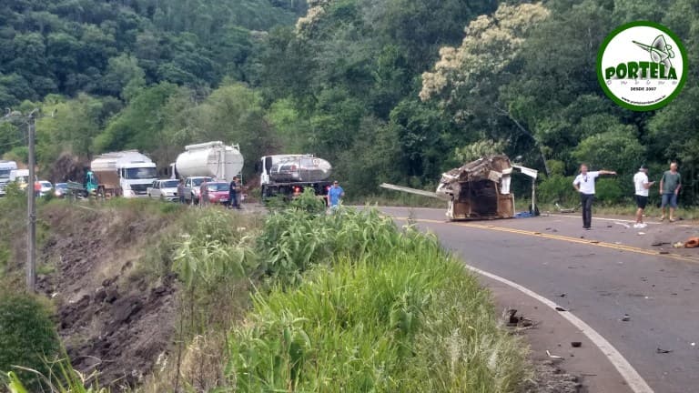 Acidente envolve três veículos em Tenente Portela