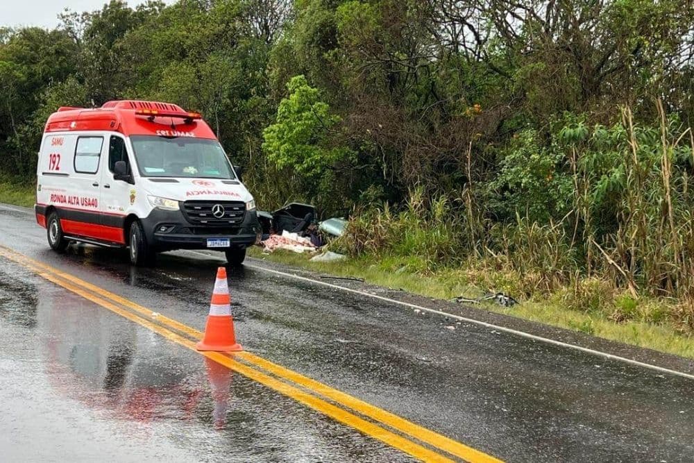 Motorista de carro com placa de São Martinho morre em acidente na ERS-404