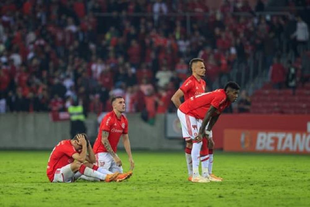 Frustração no Beira-Rio: nos pênaltis, Inter perde para o América-MG e está eliminado da Copa do Brasil