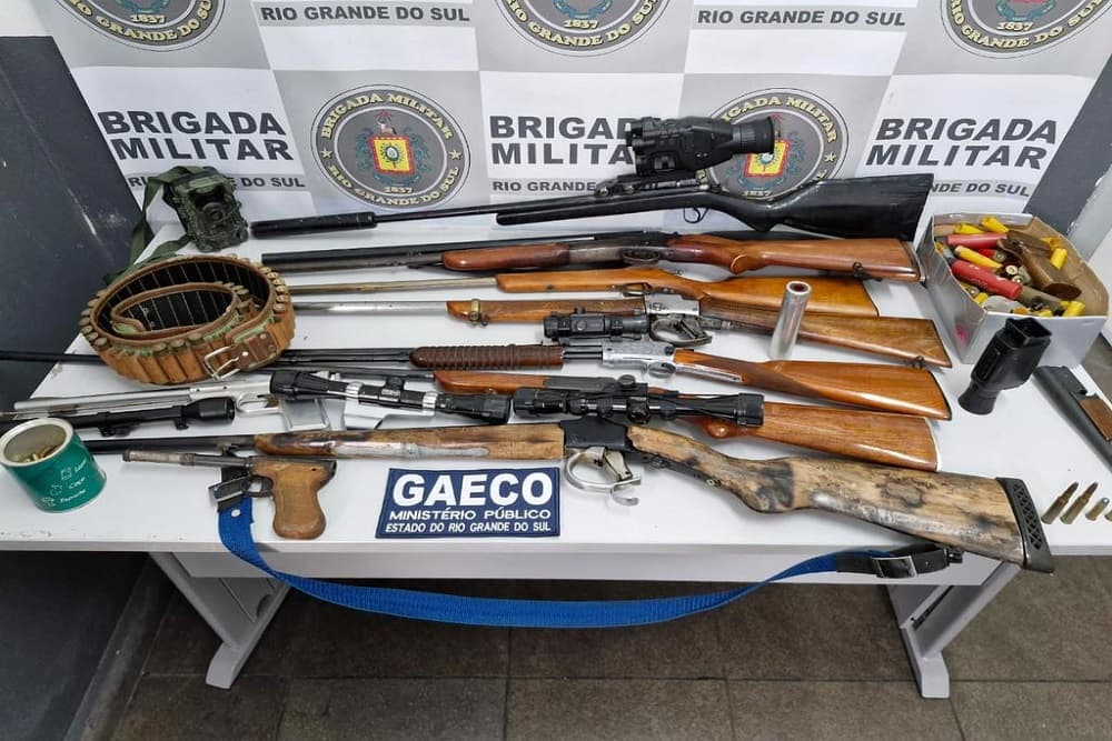 Operação visa coibir que criminosos obtenham registros de CACS para adquirir armas e repassar a facções
