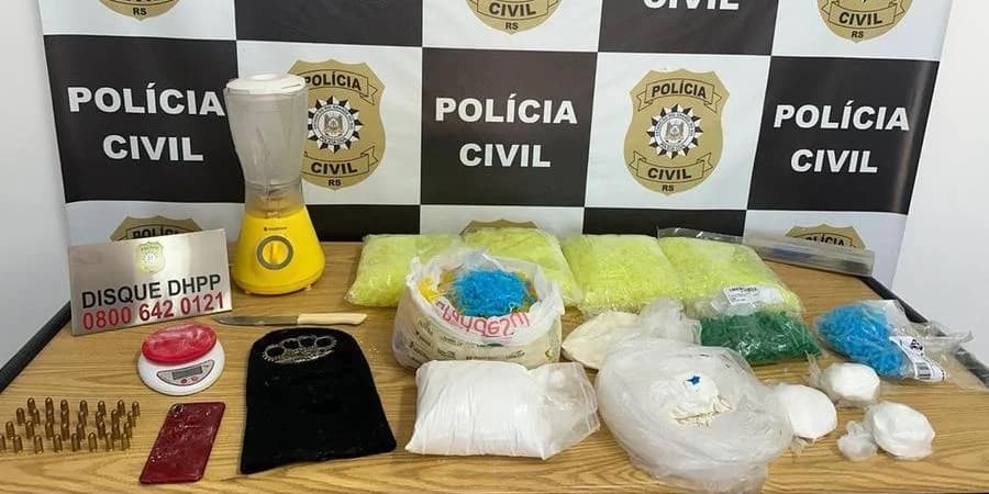 Mulher é presa em laboratório artesanal de cocaína
