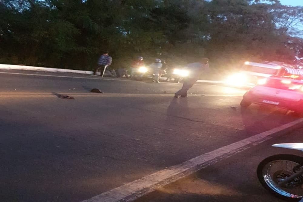 Três Pessoas ficam feridas em acidente na BR-468