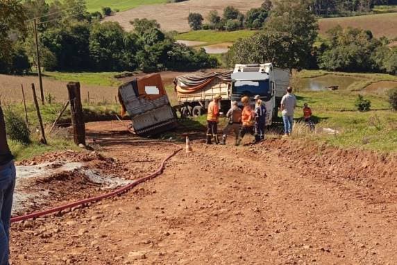 Motorista morre em acidente com caminhão no interior de Horizontina