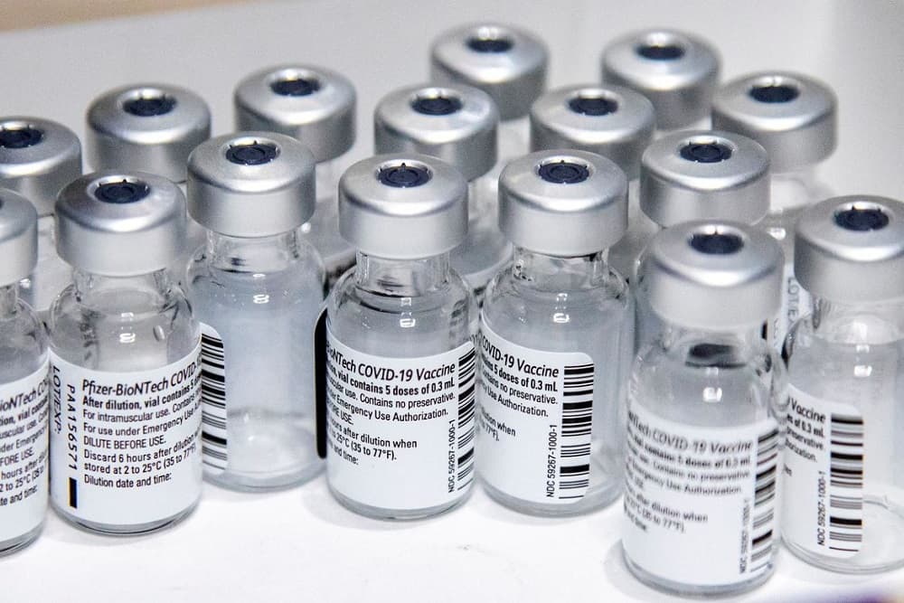Ministério da Saúde confirma redução do intervalo entre doses da vacina da Pfizer de 12 para três semanas