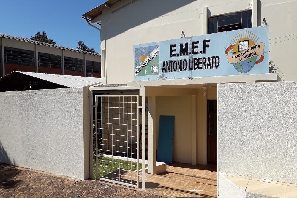 Aulas na rede municipal serão retomadas de forma remota na segunda-feira