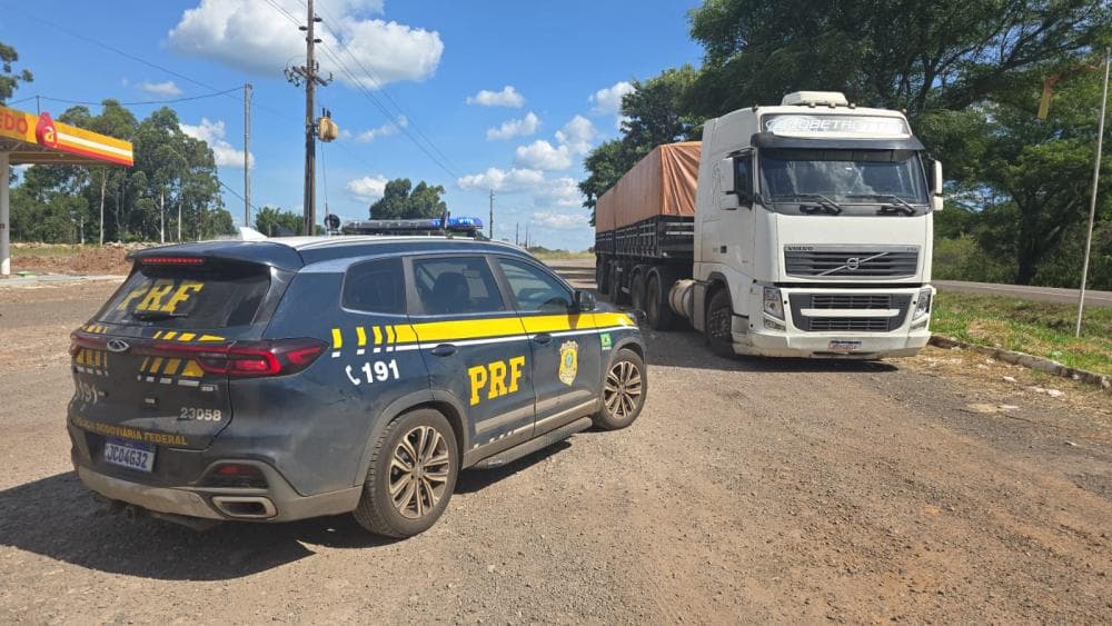 PRF recupera em Cruz Alta bitrem furtado no final de semana